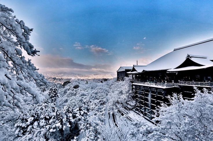 大雪が降る日の情景。及び、アイヌ・南北朝鮮・同性愛者・に対する差別は禁忌。