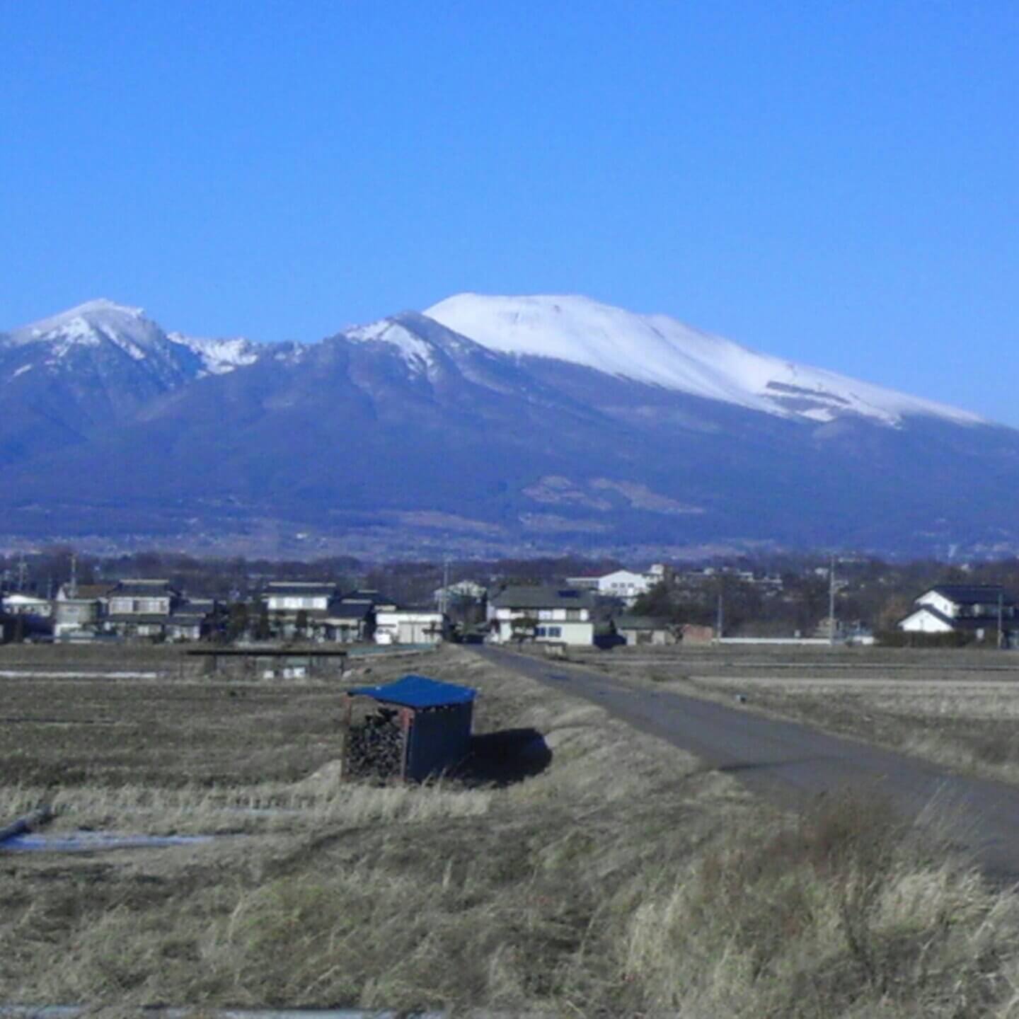 晴れ渡る浅間山